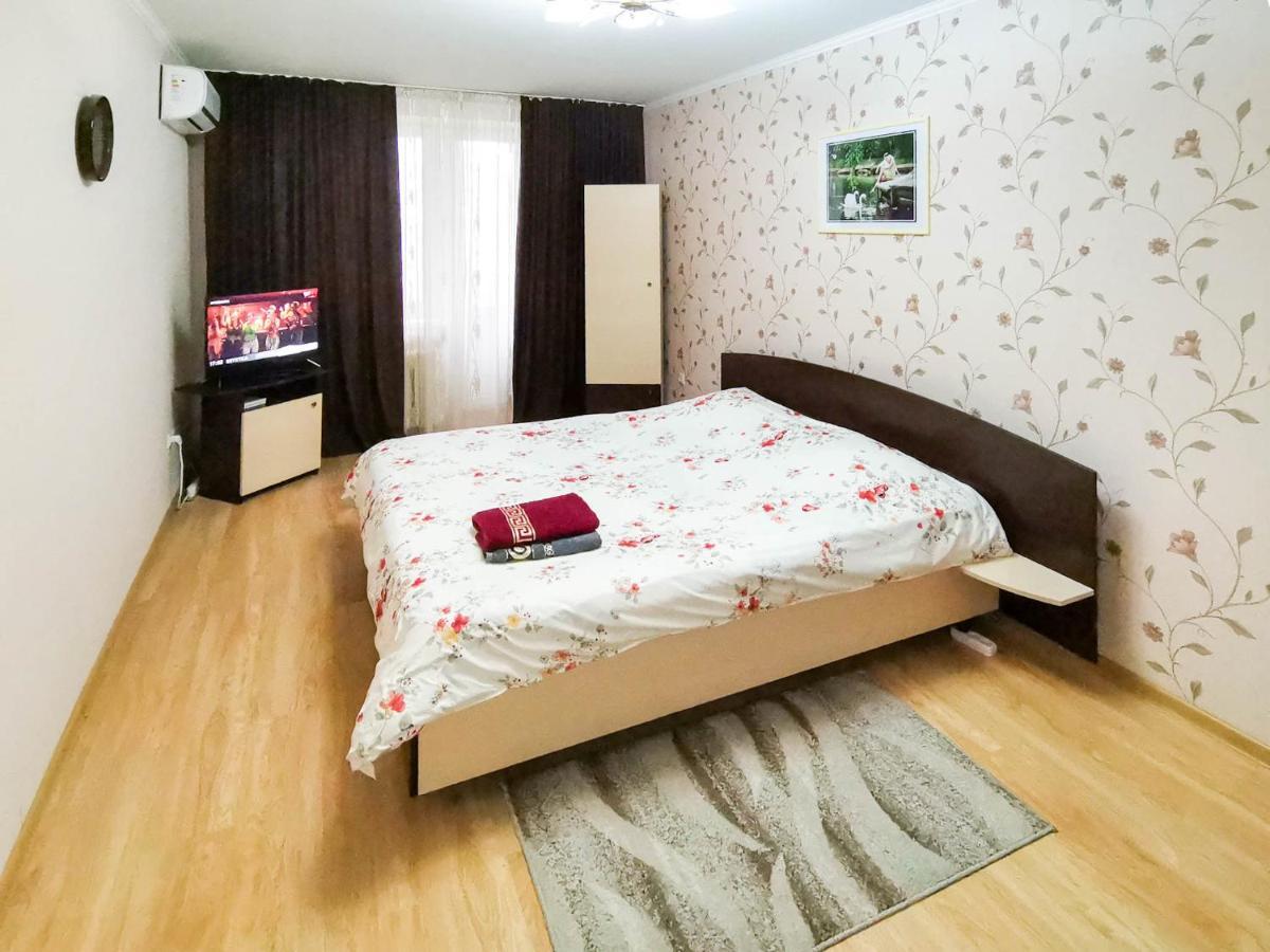 Cozy Flat In Balti Apartment Exterior photo